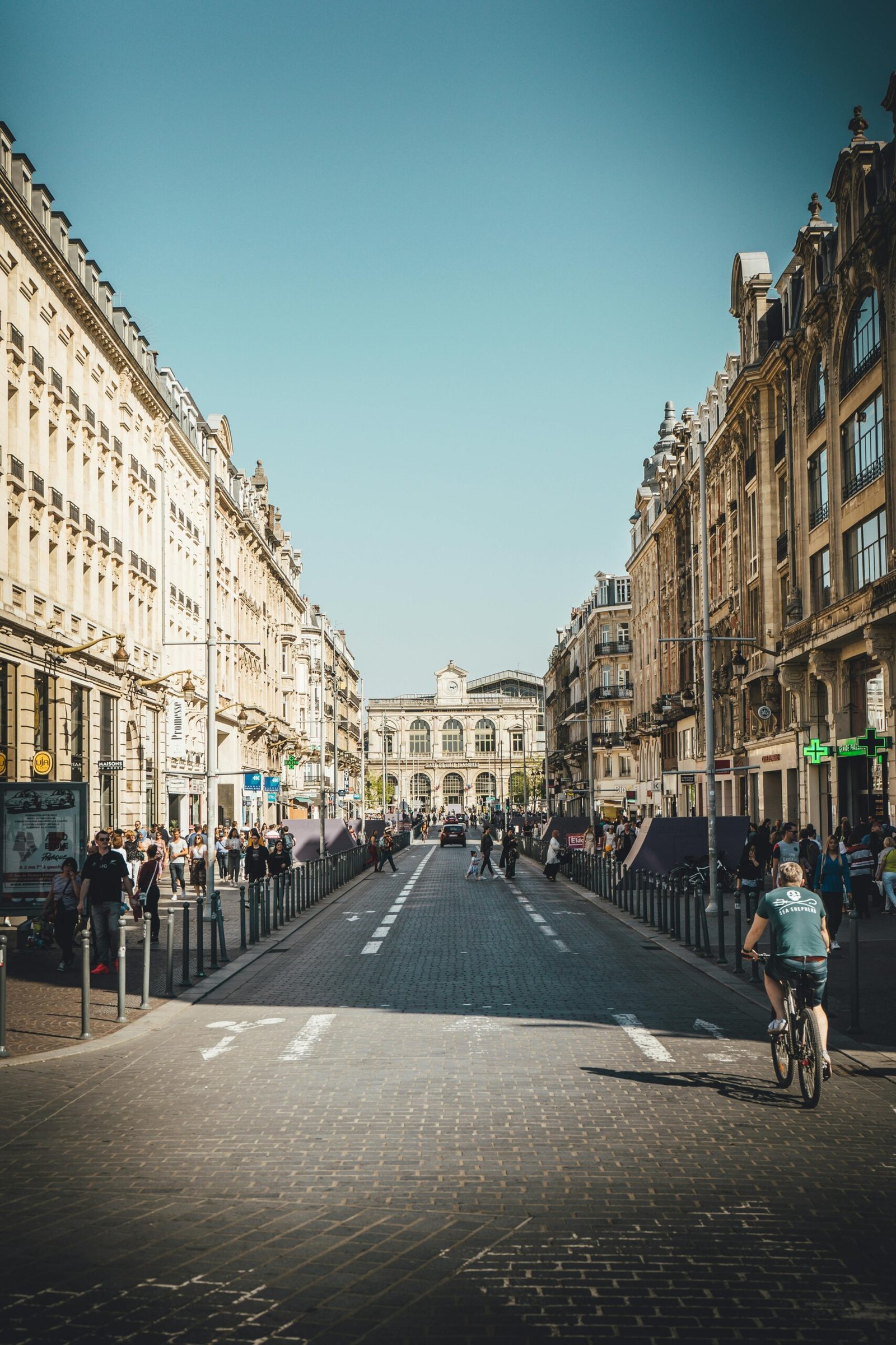 Taxi Flanders | Taxi & Luchthavenvervoer Menen, Kortrijk & Waregem gare lille flandre