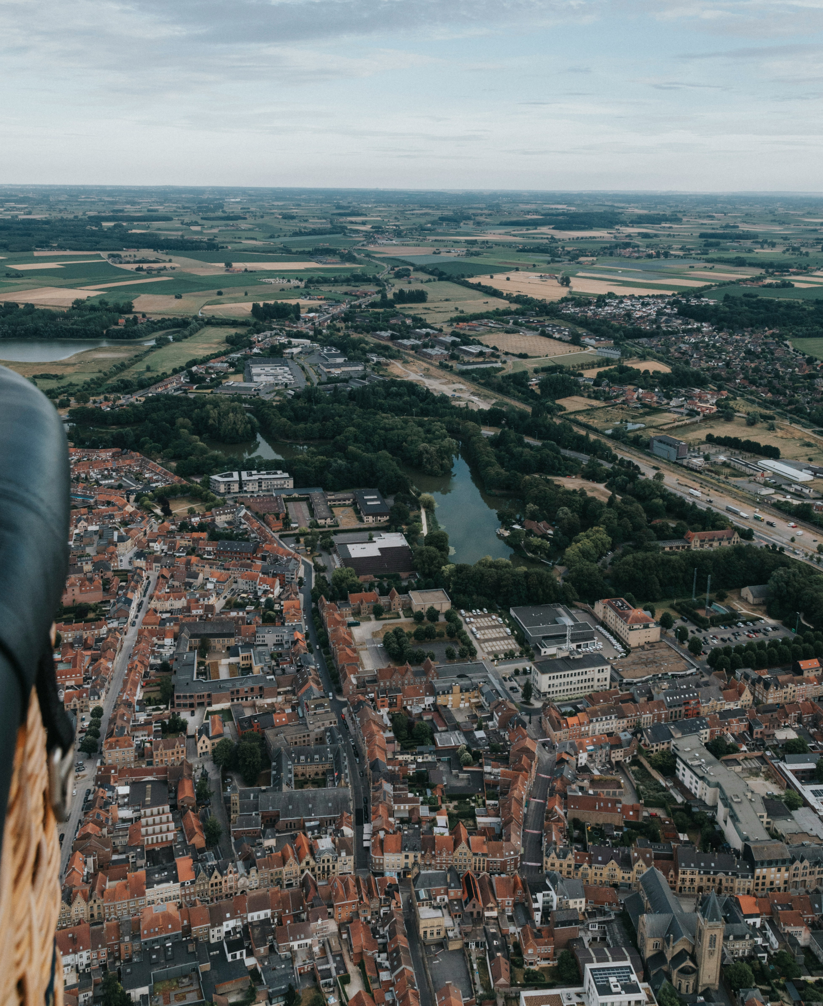 taxi Ledegem, Ledegem taxi, taxi in Ledegem, taxibedrijf Ledegem, taxiservice Ledegem, 24/7 taxi Ledegem.